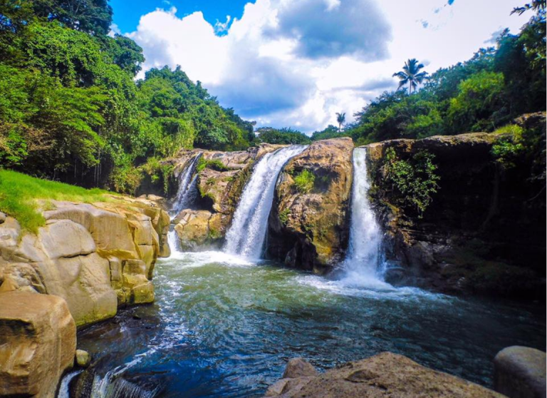 Salto De Malacatiup N Un Para So De Aguas Termales Desc Brelo